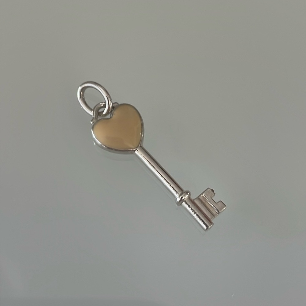 Tiffany & Co pendant